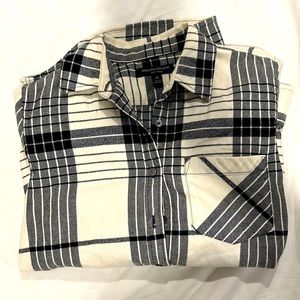 Banana Republic black and white button down flannel